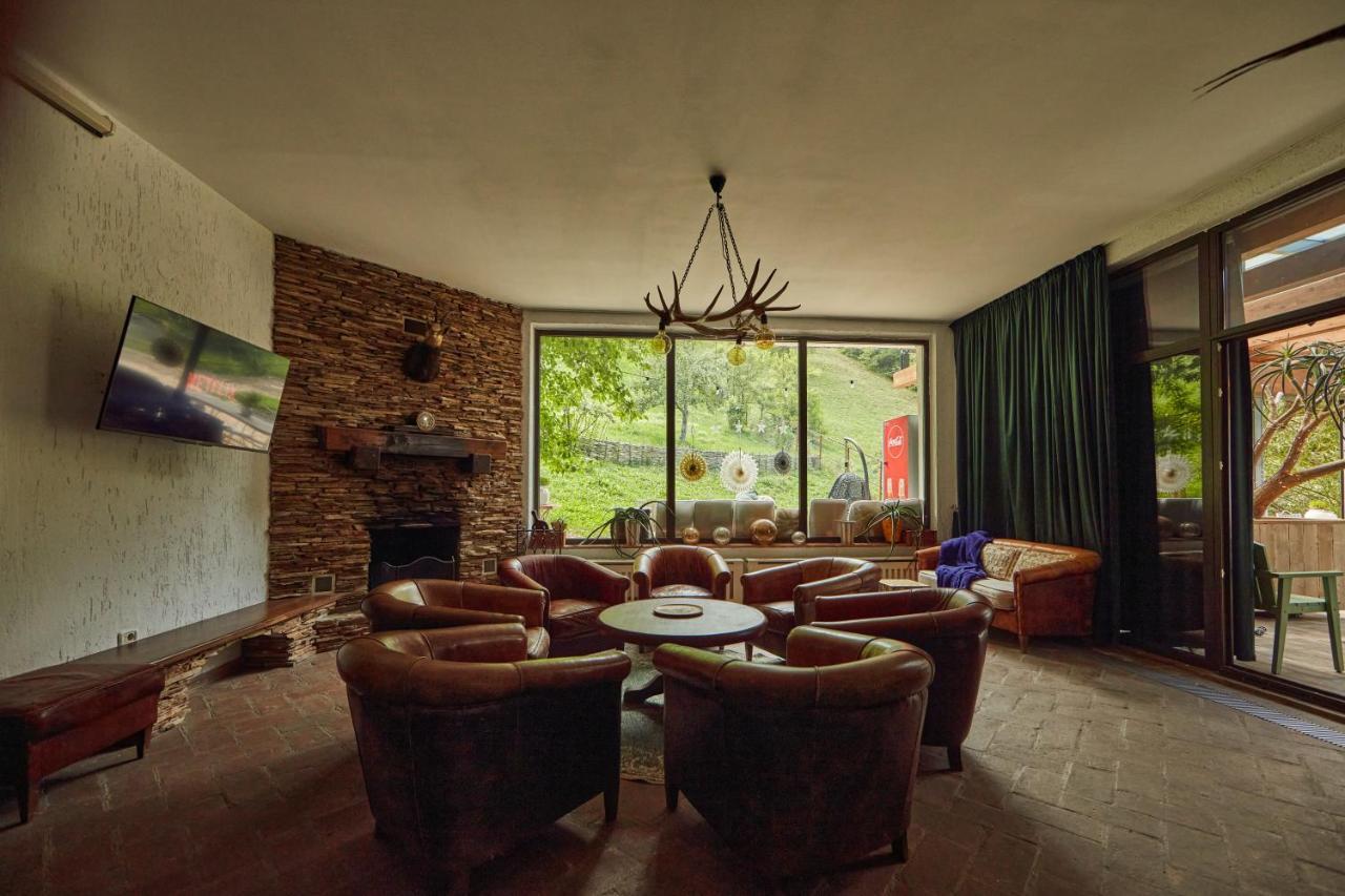 Conacul Vanatorului Maison d'hôtes 3*